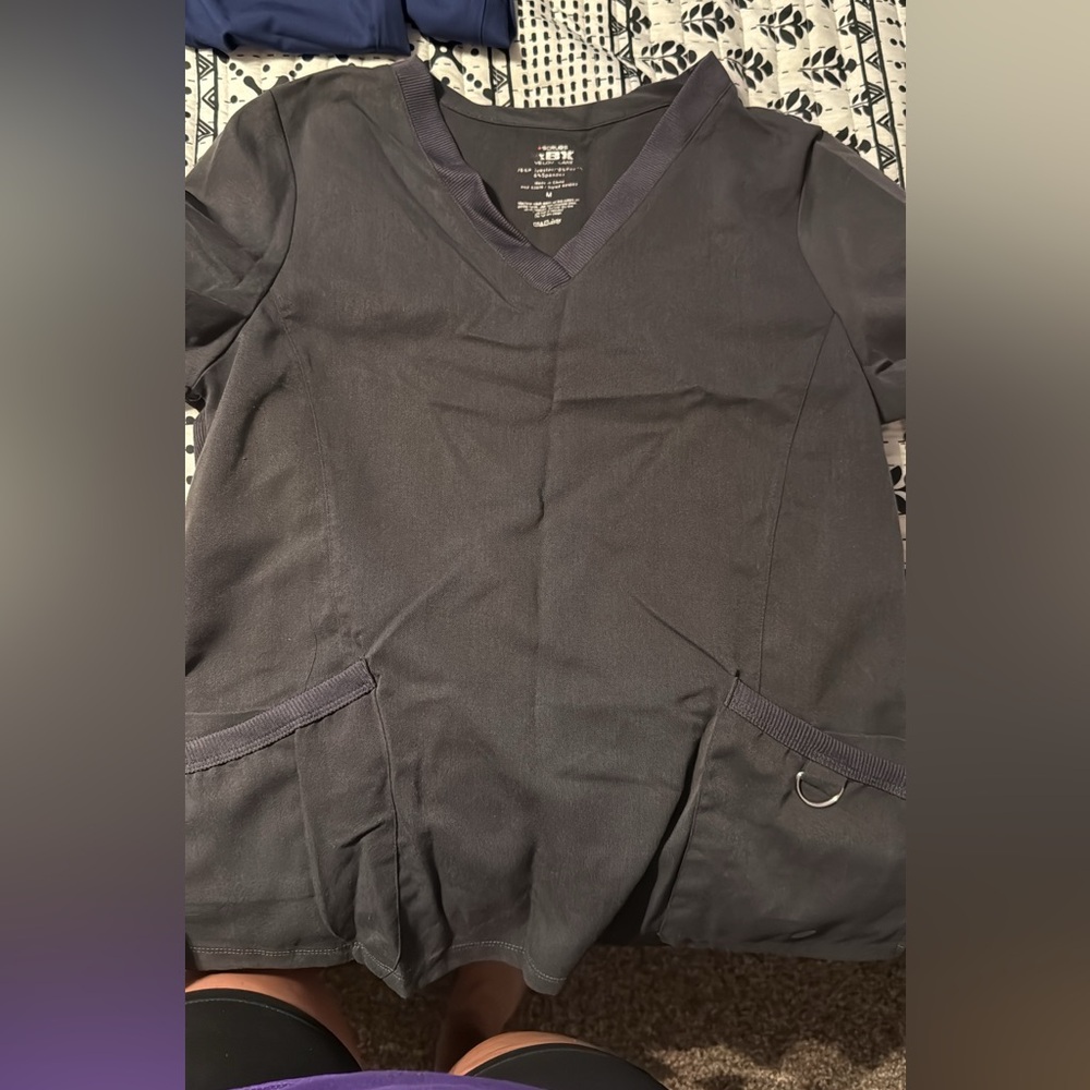Gray V-Neck Scrub Top